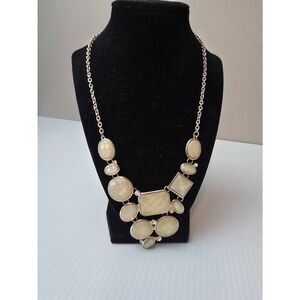 Necklace Bib Style